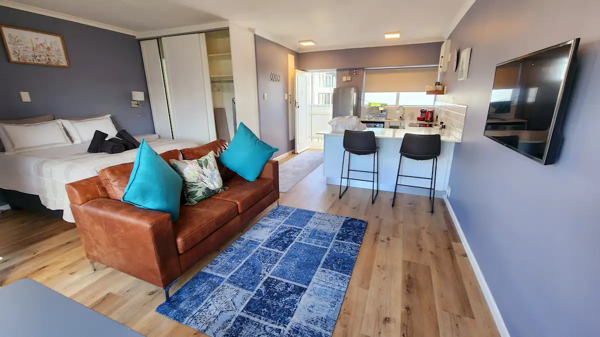 Beautiful studio in convenient Green Point, Scout Cape Town