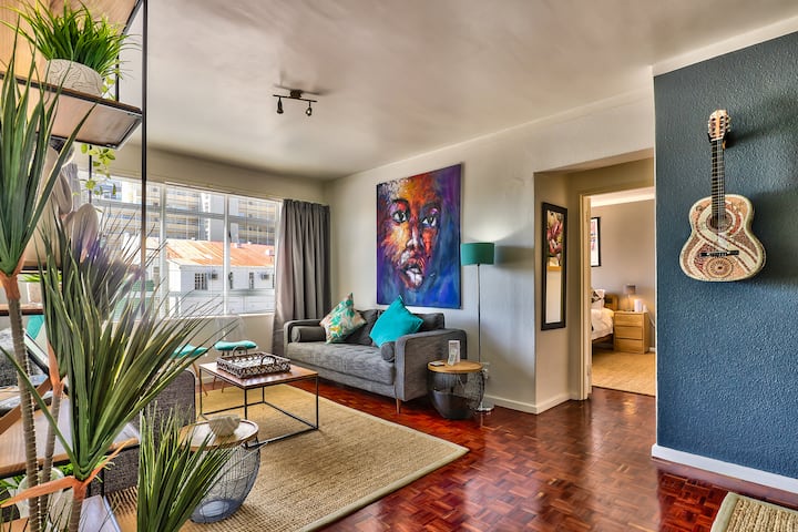 Trendy 1 bed apartment in the heart of Green Point – photo 1